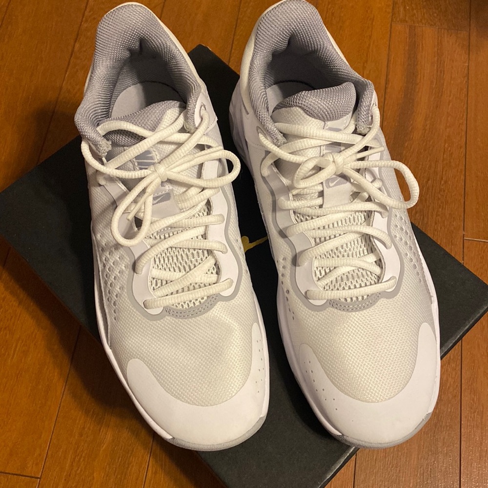 Nike Fly.By Mid 3